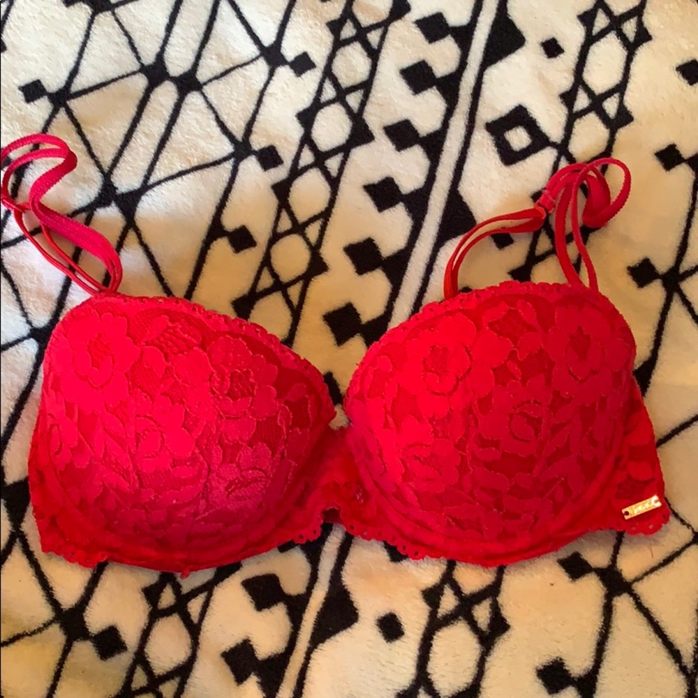 Red underwire bra